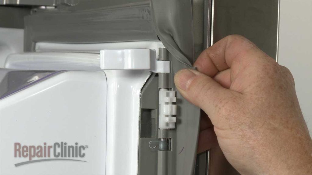 5 REASONS WHY YOUR LG REFRIGERATOR NOT COOLING 2 refrigerator door